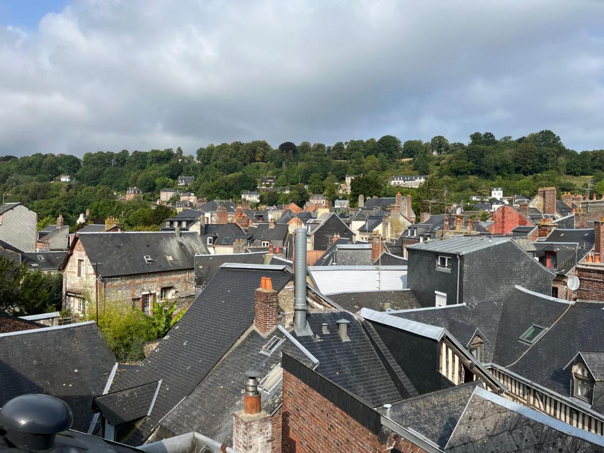 Appartamento Sur Les Toits De Honfleur Esterno foto